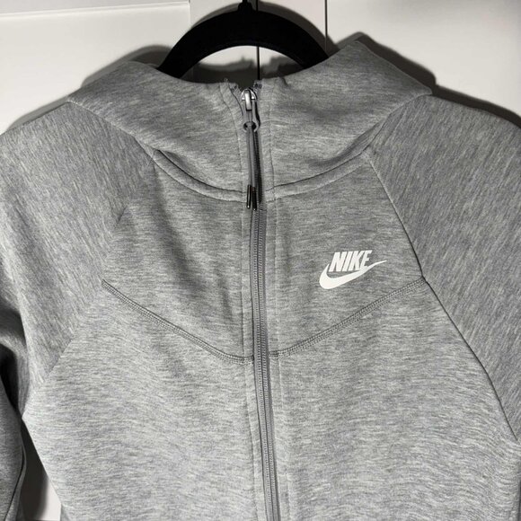 Nike Sweater Women Zipper Gray pockets Hoodie XS - Picture 3 of 9